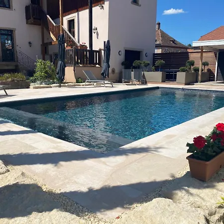 D'hotes - L'ecurie Bed & Breakfast