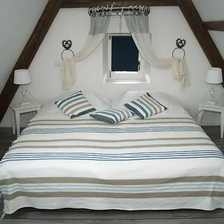 D'hotes - L'ecurie Bed & Breakfast Obernai