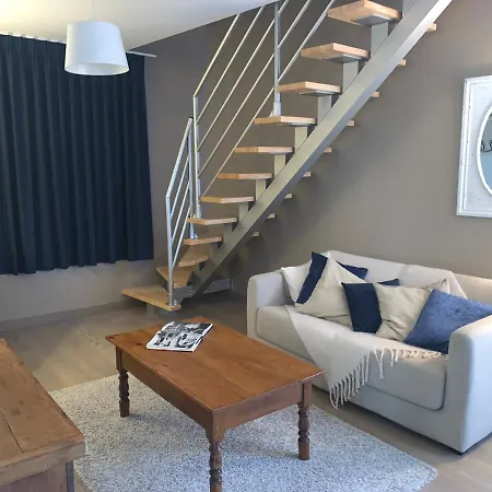 D'hotes - L'ecurie Bed & Breakfast