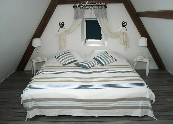 D'hotes - L'ecurie Bed & Breakfast Obernai