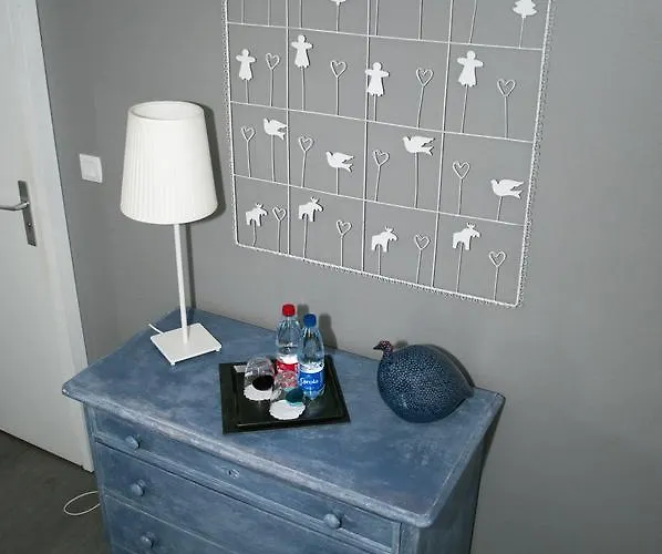 D'hotes - L'ecurie Bed & Breakfast 4*